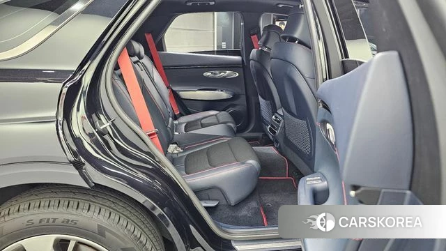 Genesis GV70 2021 Черный из Кореи, фото 3