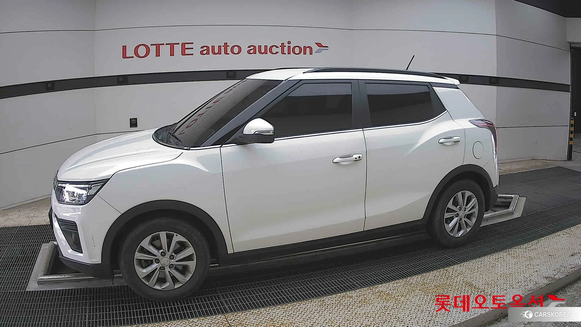 SsangYong Tivoli 2021 Grand White из Кореи, фото 3