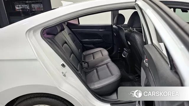 Hyundai Avante AD 2018 Белый из Кореи, фото 3