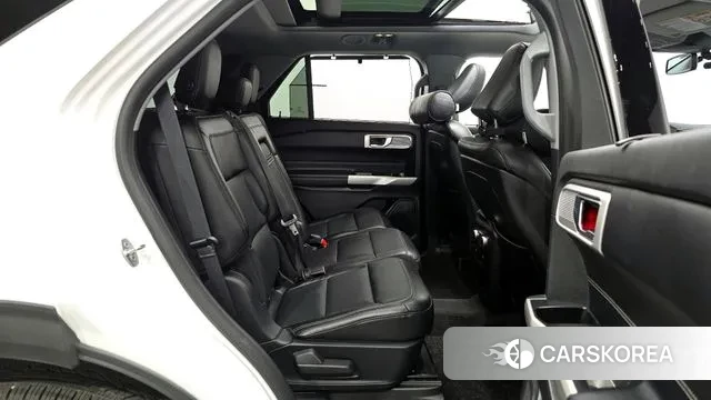 Ford Explorer 6th Generation 2020 Белый из Кореи, фото 3