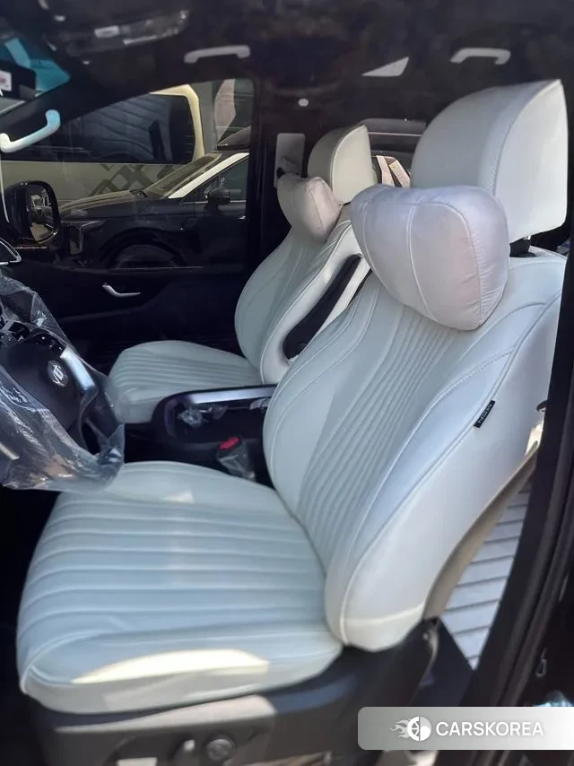 Hyundai Staria 2025 Черный из Кореи, фото 3