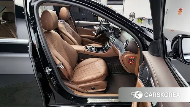 Mercedes-Benz E-Class W213 2020 Черный из Кореи, фото 3