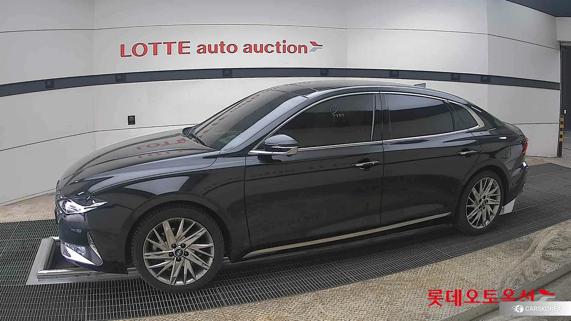 Hyundai Grandeur 2022 Midnight Black Pearl из Кореи, фото 3