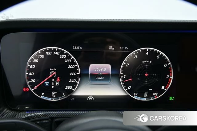 Mercedes-Benz G-class 2023 Черный из Китая, фото 3