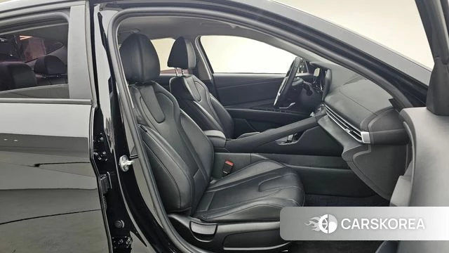 Hyundai Avante (CN7) 2021 Черный из Кореи, фото 3