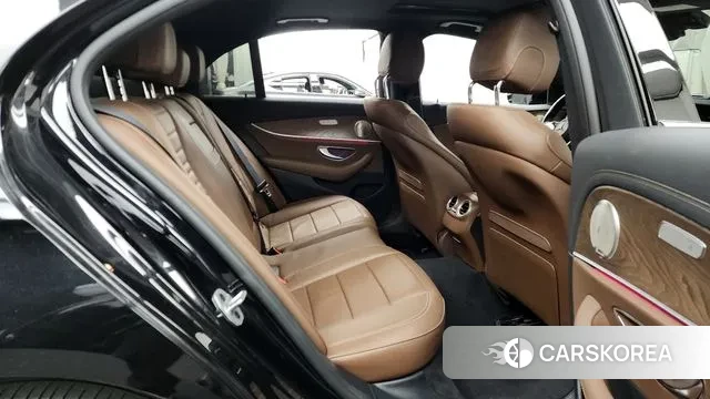 Mercedes-Benz E-Class W213 2021 Черный из Кореи, фото 3