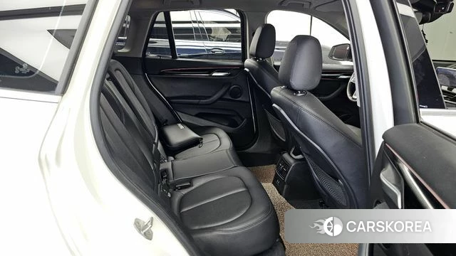 BMW X1 (F48) 2022 Белый из Кореи, фото 3