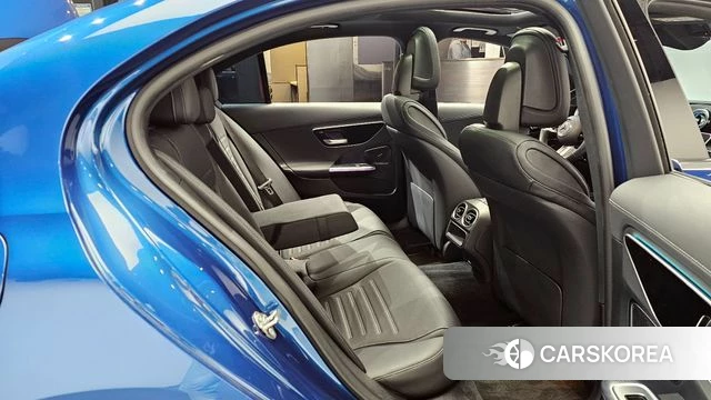 Mercedes-Benz C-Class W206 2023 Синий из Кореи, фото 3