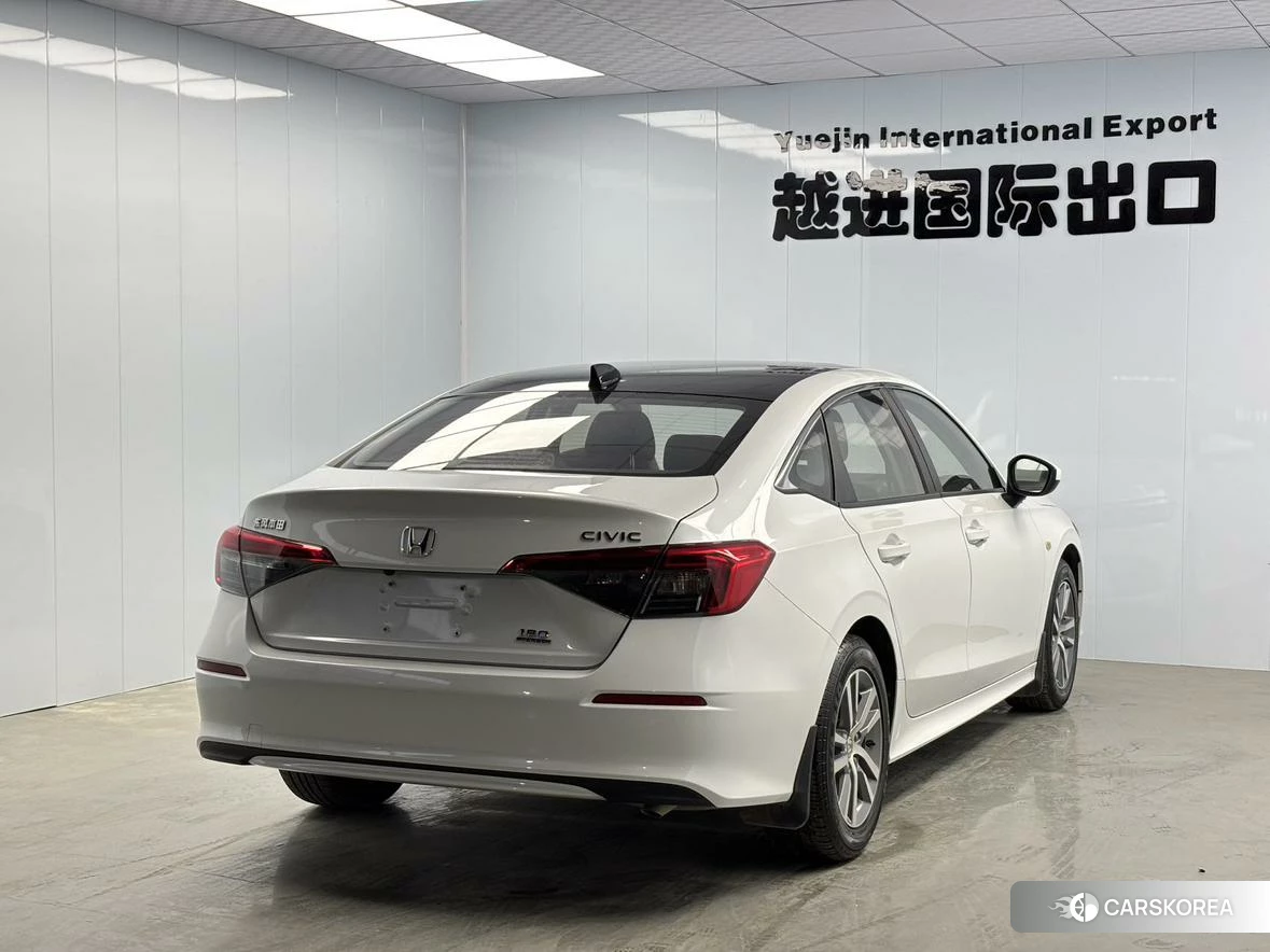 Honda Civic 2021 Белый из Китая, фото 3