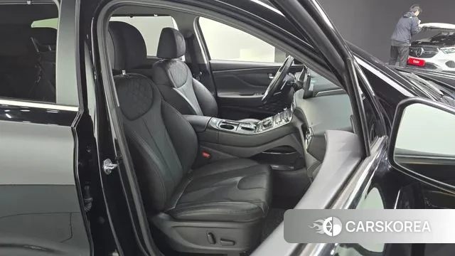 Hyundai The New Santa Fe 2022 Черный из Кореи, фото 3