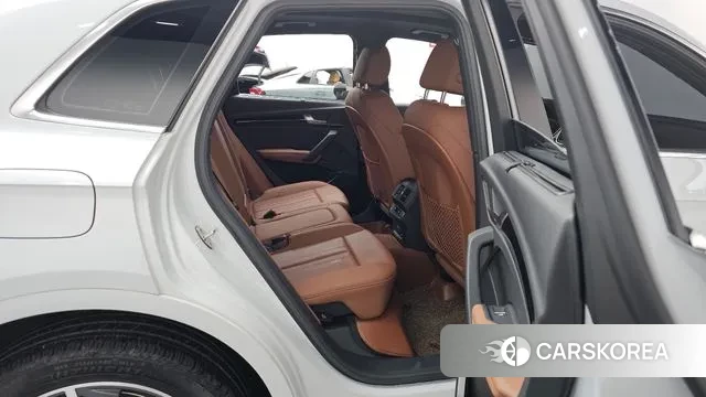 Audi Q5 (FY) 2021 Белый из Кореи, фото 3