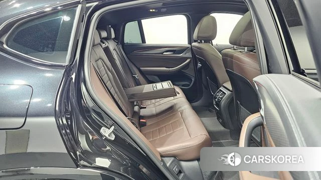 BMW X4 (G02) 2024 Черный из Кореи, фото 3