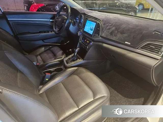 Hyundai Avante AD 2018 Белый из Кореи, фото 3