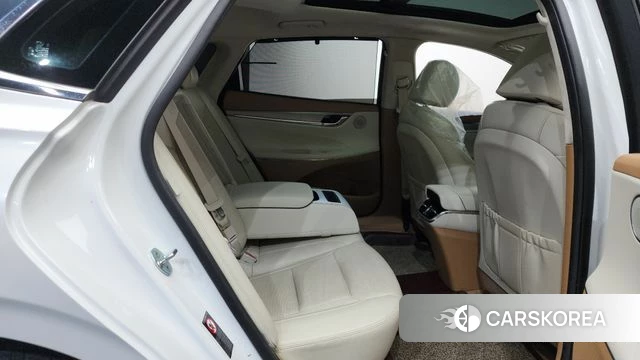 Hyundai The New Grandeur IG Hybrid 2021 Белый из Кореи, фото 3