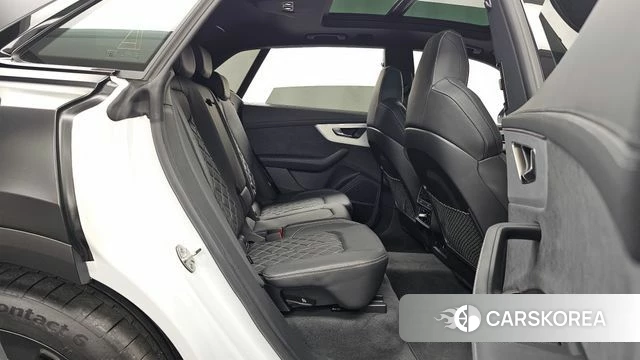 Audi Q8 (4M) 2023 Черный из Кореи, фото 3
