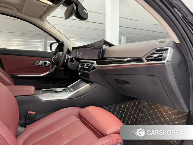 BMW 3 series 2023 Черный из Китая, фото 3