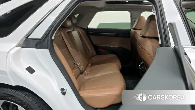 Hyundai Grandeur Hybrid (GN7) 2023 Белый из Кореи, фото 3