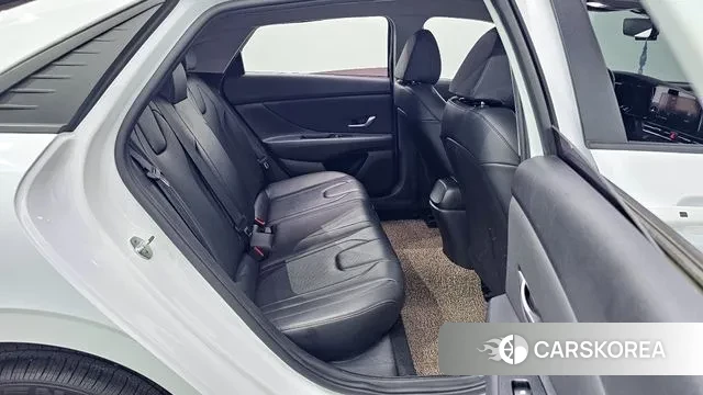 Hyundai Avante (CN7) 2021 Белый из Кореи, фото 3