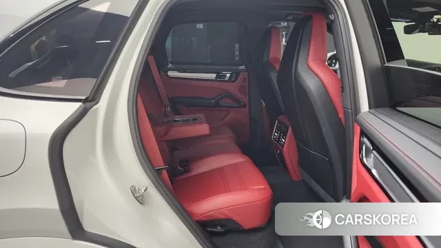 Porsche Cayenne (PO536) 2023 Белый из Кореи, фото 3