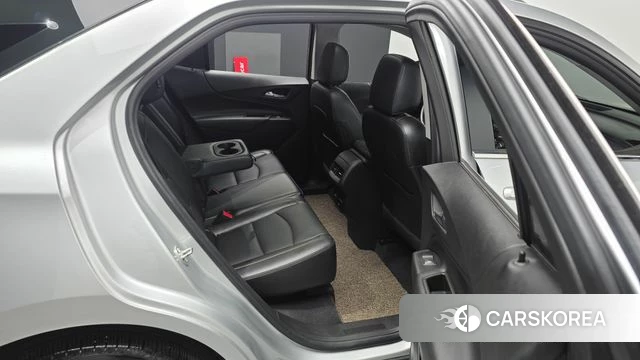 Chevrolet (GM Daewoo) Equinox 2018 Серебристо-серый из Кореи, фото 3