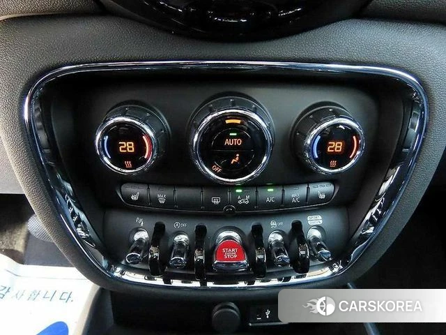 Mini Cooper S Clubman 2022 Белый из Кореи, фото 3