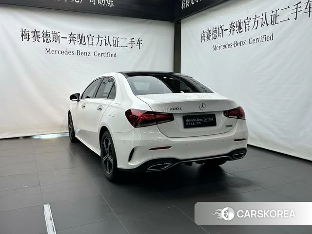 Mercedes-Benz Class A 2023 Белый из Китая, фото 3