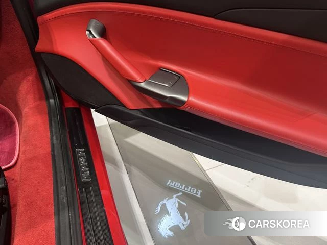 Ferrari 488 2018 Красный из Китая, фото 3