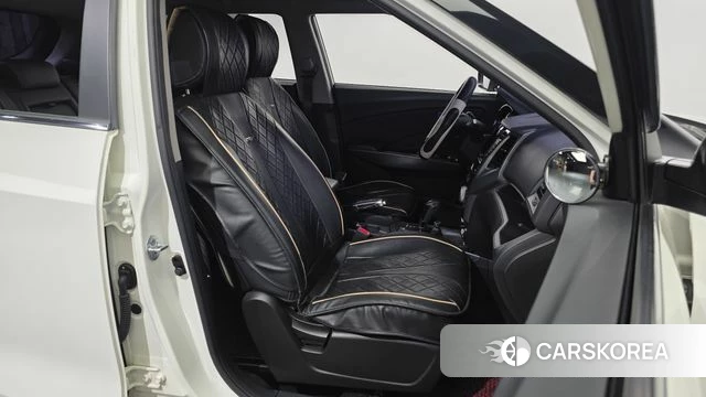 Ssangyong Tivoli Armor 2018 Белый из Кореи, фото 3