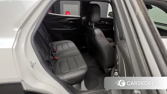 Chevrolet (GM Daewoo) Trailblazer 2022 Белый из Кореи, фото 3