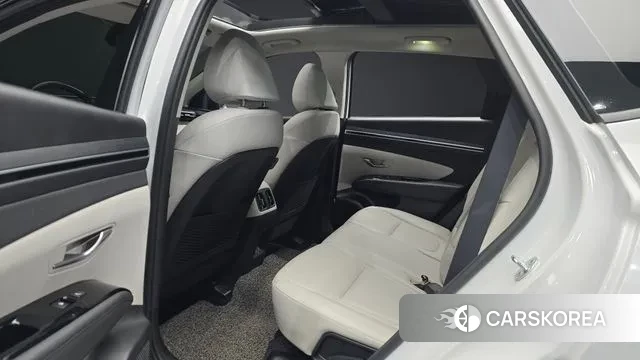 Hyundai Tucson (NX4) 2021 Белый из Кореи, фото 3