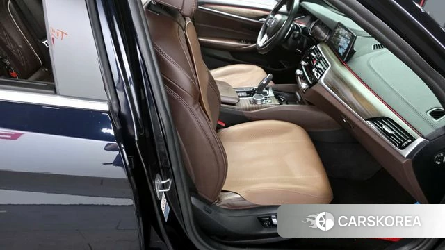 BMW 5 Series (G30) 2018 Синий из Кореи, фото 3