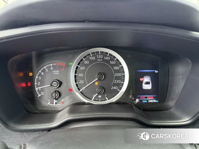 Toyota Corolla 2022 Белый из Китая, фото 3