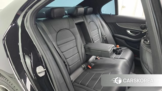Mercedes-Benz C-Class W205 2018 Черный из Кореи, фото 3