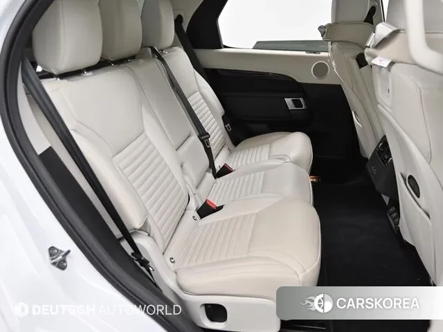 Land Rover Discovery 5 2021 Белый из Кореи, фото 3