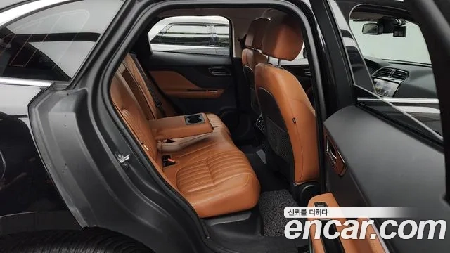 Jaguar F-PACE 2018 Черный из Кореи, фото 3