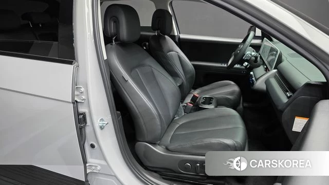 Hyundai Ionic 5 2023 Серебристо-серый из Кореи, фото 3