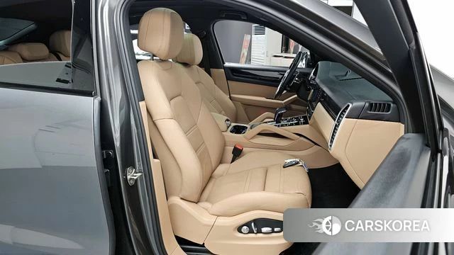 Porsche Cayenne (PO536) 2021 Серый из Кореи, фото 3