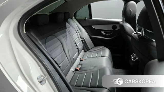 Mercedes-Benz C-Class W205 2020 Белый из Кореи, фото 3