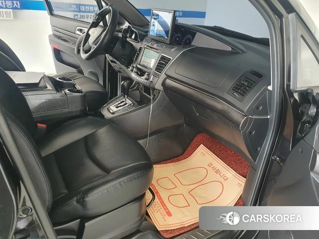 Ssangyong Korando Turismo 2018 Черный из Кореи, фото 3