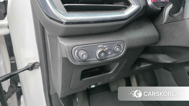 Chevrolet (GM Daewoo) Trailblazer 2020 Белый из Кореи, фото 3