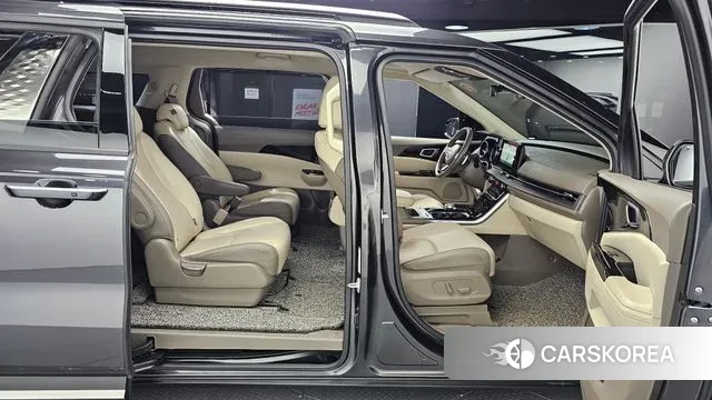 Kia Carnival 4th generation 2023 Серый из Кореи, фото 3