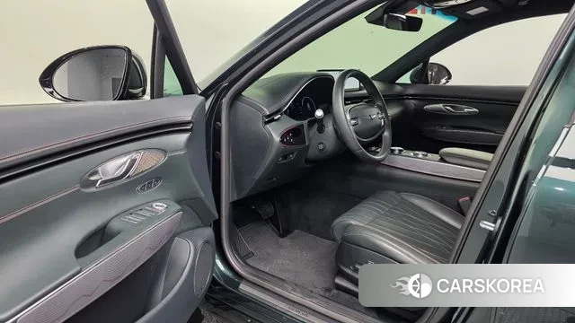 Genesis GV70 2021 Темно-зеленый из Кореи, фото 3