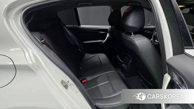 BMW 1 Series (F20) 2018 Белый из Кореи, фото 3