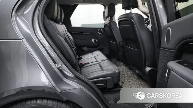 Land Rover Discovery 5 2019 Серебристо-серый из Кореи, фото 3