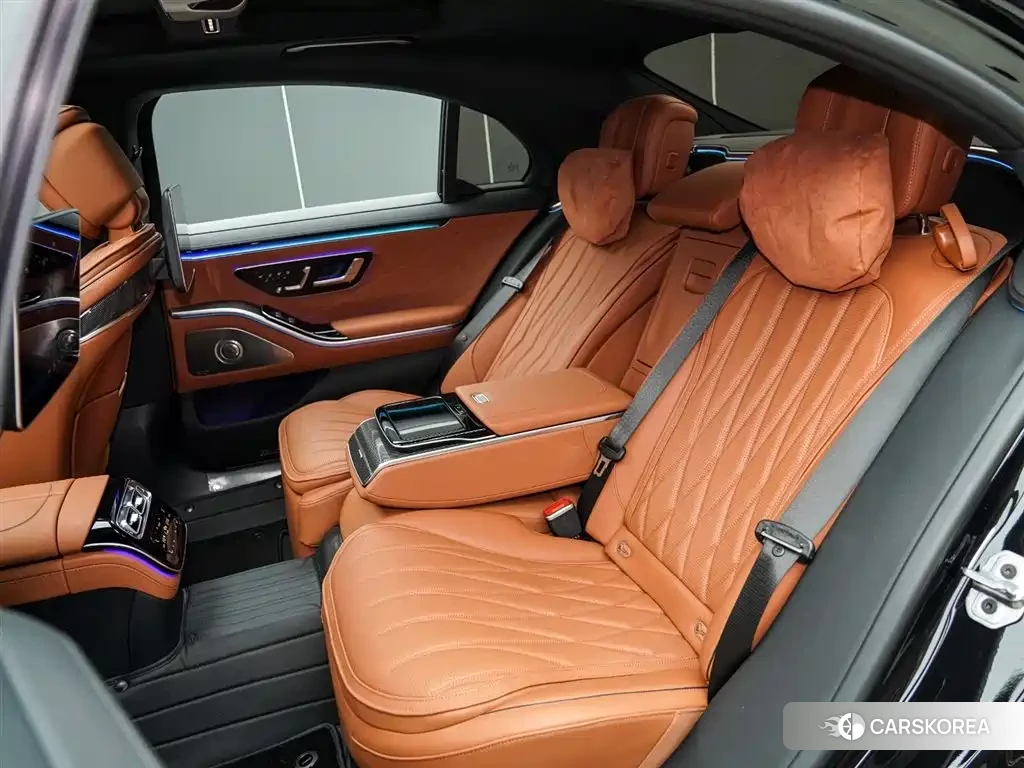 Mercedes-Benz S-class AMG 2024 Черный из Китая, фото 3