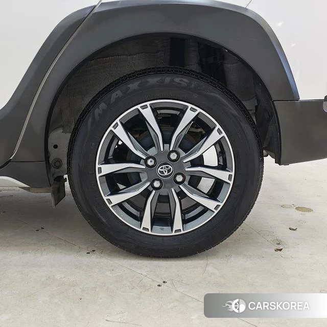 Toyota YARIS L Zhixuan 2022 Белый из Китая, фото 3