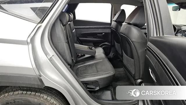 Hyundai Tucson (NX4) 2021 Серебристо-серый из Кореи, фото 3