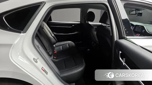 Hyundai Grandeur IG 2018 Белый из Кореи, фото 3