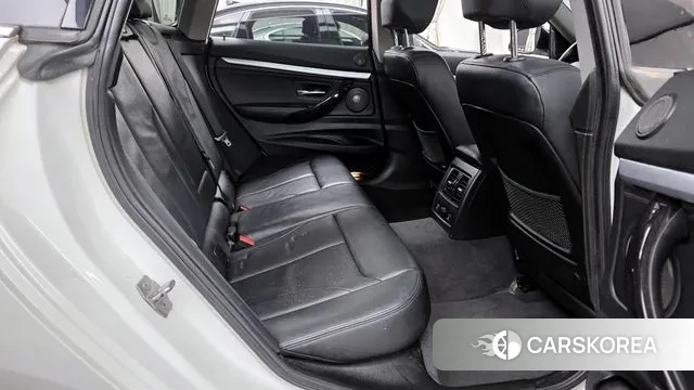 BMW 3 Series GT (F34) 2018 Белый из Кореи, фото 3