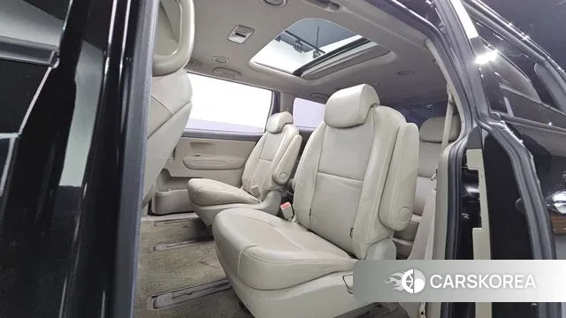 Kia All New Carnival 2018 Черный из Кореи, фото 3